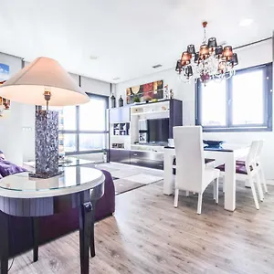 Apartamento Bonito Piso Luminoso En Urbanización De Lujo, Madrid